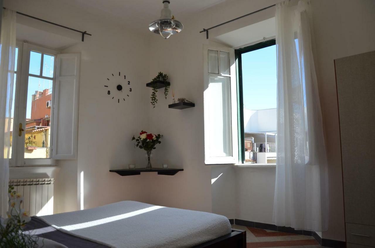 Holidayhouse Ostia - Maestrale Buitenkant foto